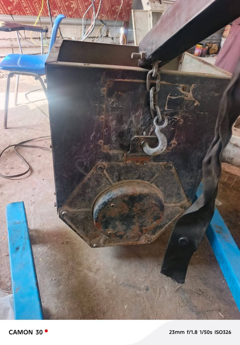 جنيتر للبيع موديل الفين او 9 مستخدم سنه اخو الجديد بلادي 140 كيفي ***********
