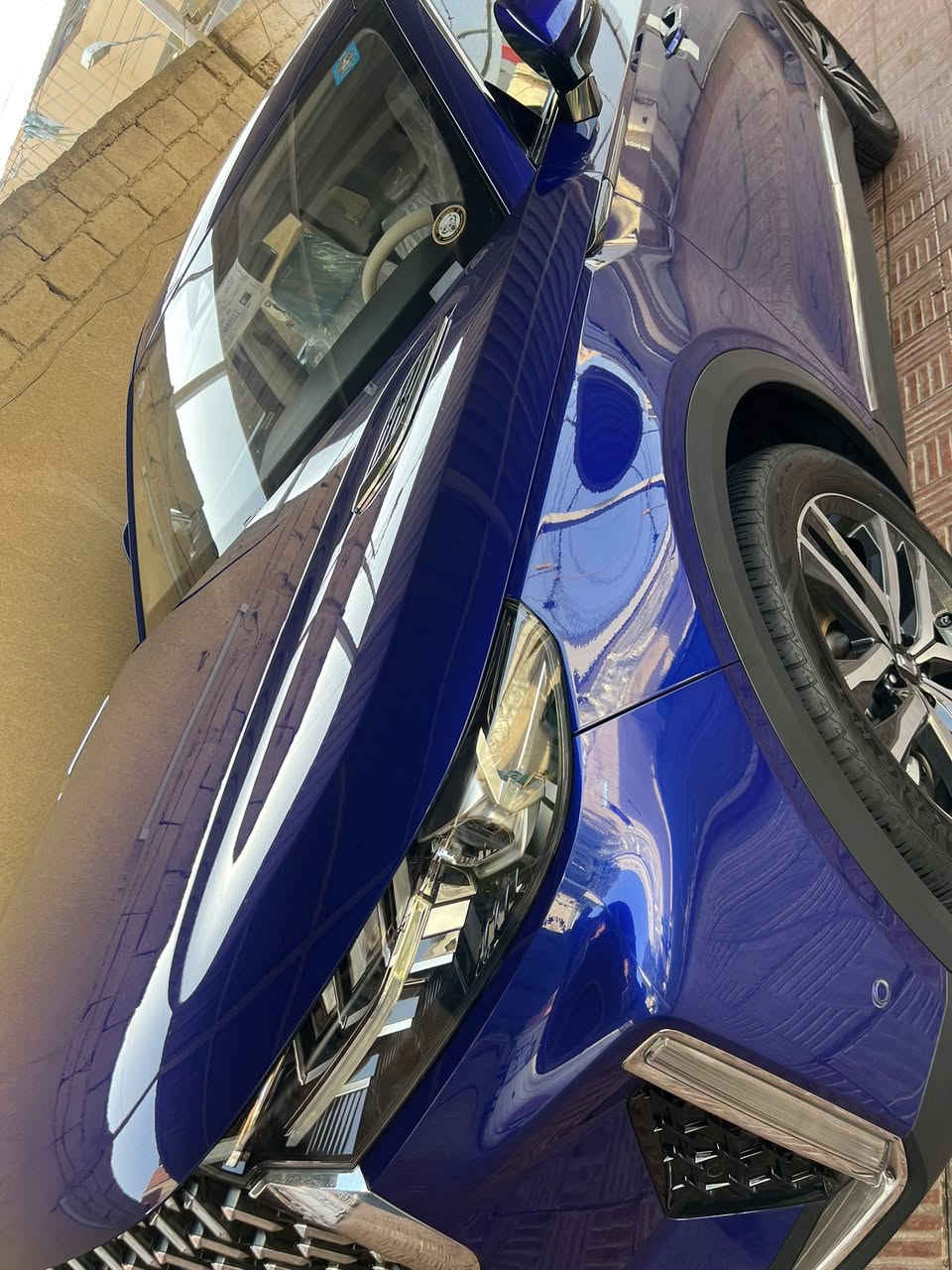 السلام عليكم خواتي مراوس بيكم كريت ويل بور كون نضيفه                                    هاي السياره بيستون فاو اعلى فئه T99.               موديل 2023.              على وضع الشركه دفتر تئمين +دفتر ضمان                          السياره صارف عليها تغليف bbf سستم +نونو سيراميك +درع للحامه الماميه +تغليف الزجاج مانع الحراره +تغليف دواخل السياره ول ارضيه بشعار بيستون شغل بلادي السياره بعدها داخل ضمان الشركه مطلوبه 28شهر اقصاط داخل الشركه 
الي يحب يراوس نتفاهم على المراوس سبب المراوس البيكم تفيدني بشغلي عنوان بغداد الكاضميه رقم ***********
