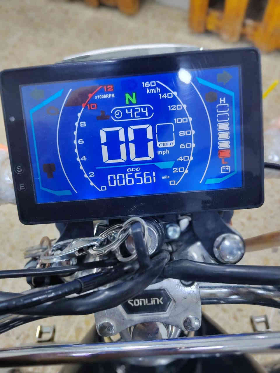 مكلف مكلف لحد يراسلني
متاح دراجه موديل 25 نشاط ونضافه ونعومه خير من الله

 شخط مابيها محرك وكير كفاله للاستفسار اكثرعن الدراجه اتصل ع الرقم 

👈👈👈 ***********
