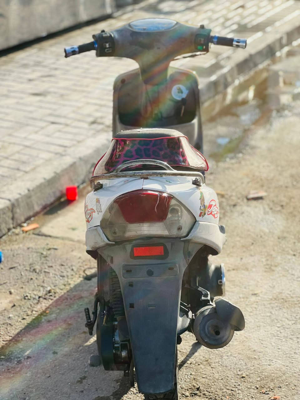 السلام عليكم دراجه ماكس منغولي كامله اي نقص مابيهه نكره سلف مكاني السيديه المكبنه خرسه متسمع صوتهه شلعه ومعدل فول كهربايات كله شغاله  رقمي *********** 
500
