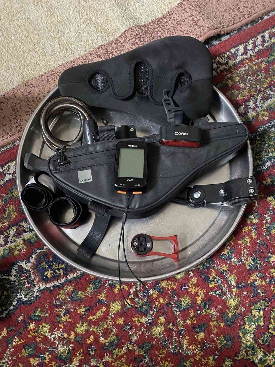 هذني كلهن اصليات ممستعملات وكاله اصلي بيهن نباعن والي بقه 150  الف كلهن والتفاصيل ع خاص ( *********** ) مكاني بغداد حي العامل انا لابياع ولا شراي ملاتي ذني تحياتي.
