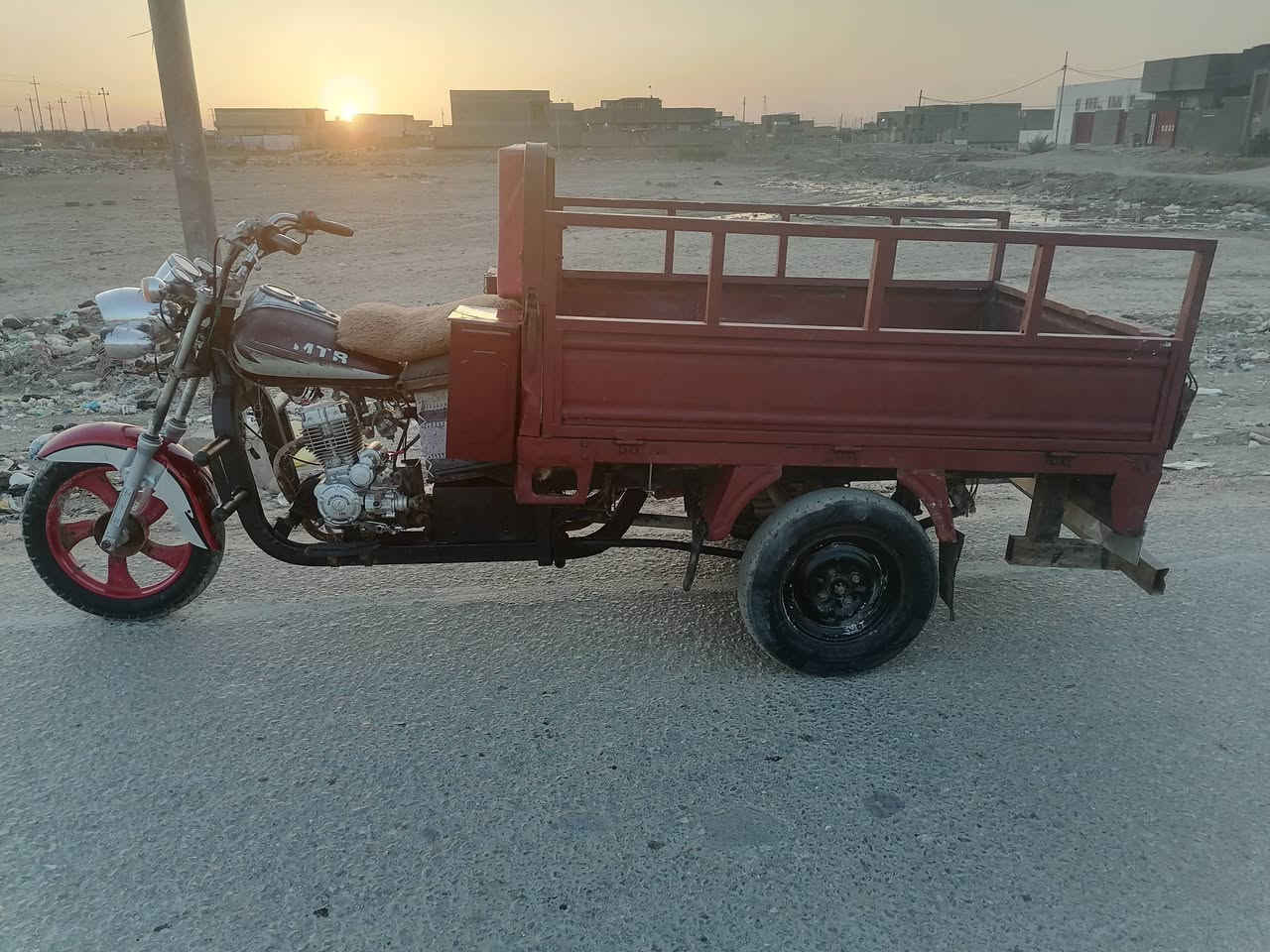 ستوته  ام تيار للبيع موديل ١٣ المحرك ٢١ رقم أبيض السعر 950 وبيها مجال سلف وكهربائيات شغاله مابيها نقص مكاني القاسم شراي ينتصل ***********
