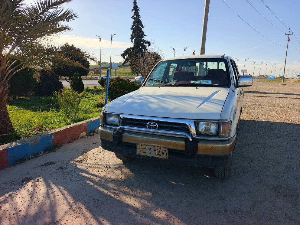 بيكاب تويتا موديل 2001 مه نه فيست فسفور ناوسور كامل مه سره ف زور باك و توندوتوله مالي دوسته كيرو مه كينه به شه رت  بو به يوه ندي ***********  ببورن جوابي نامه ناده مه وه السليمانية, العراق
