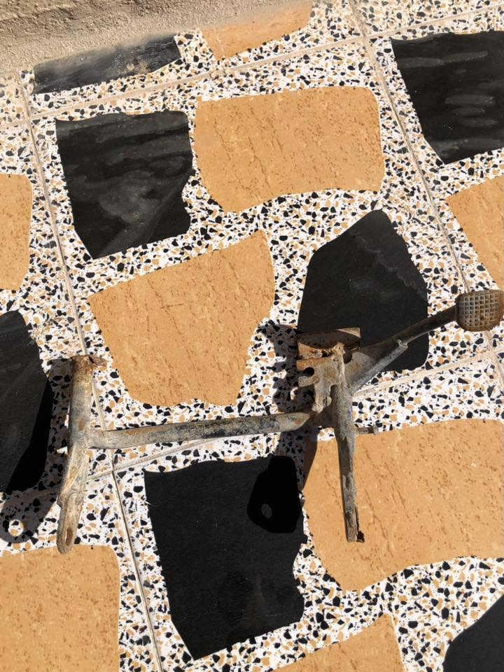 سلام عليكم غراض ماكس للبيع كزوزات كفرات ستانات سكان عينه اشاير صفاحيات بكلايت كامل هوه وذيل + الموجود بصورر اسعار مناسبه مكاني بصره قرنه***********
