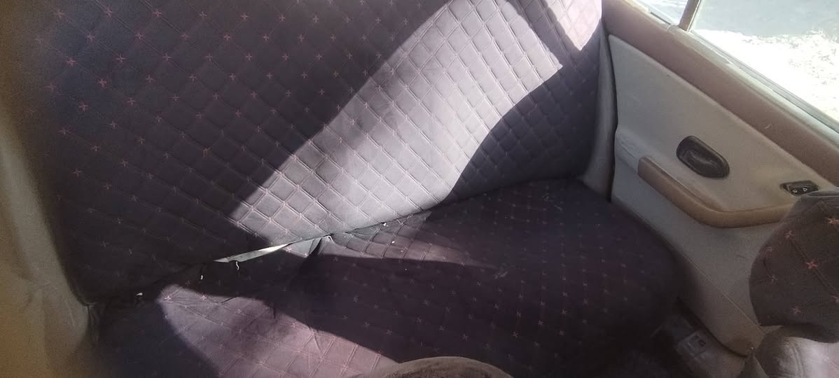 سلام عليكم سمند موديل 11كير أو محرك خيرمن الله حداديه و١ عله ١ كله جديده دوشمه جديده تخم تاير بل جيس السياره بسمي المته مايعجبك داور مطلوبه هيه ٢٥٠ ومطلوبه غرامات مرور ٩٥٠ وره الشاري السعر ١٧ وبيه مجال المكان دوانيه قضاء الشافعيه وهاضه رقمي ***********
