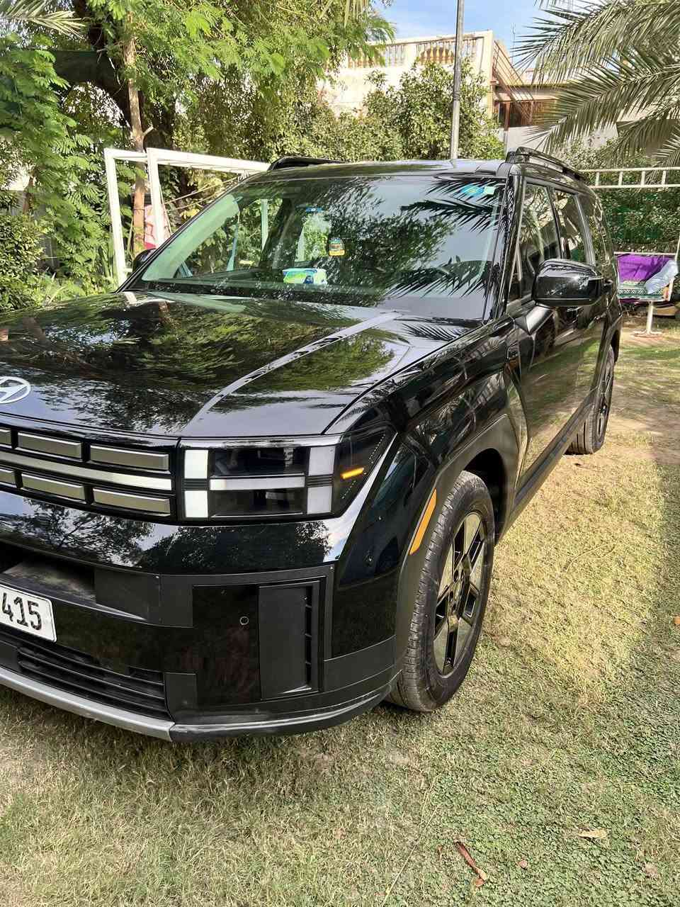 السعر ٢٣٠ ورقه وبيها مجال
سنتافي موديل 2024 هايبرد رقم بغداد للبيع 
ماشية ١١،٠٠٠ ميل جديدة بجم كبس
مواصفات:
رادر امامي
حساسات امامي خلفي
كشنات تدفئة وكهربائية
لايتات زينون ولد نهاري 
شاشة طويلة بيها العداد وبيها شاشة الوسائط 
حادثها بابتين مبدلة نفس اللون جهة اليمين وجاملغ مصبوغ وصور الحادث بالمنشور
مكاني بغداد الحارثية
للاستفسار ***********
