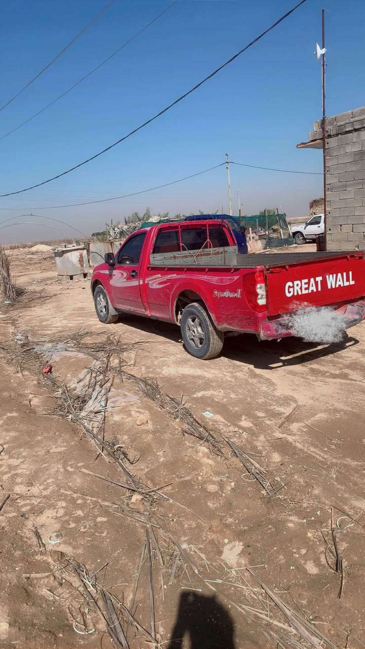 اسلام عليكم البيع بيك أب كريت ويل 2013 تك قماره 
5حلقات مكينه 4y مكينه وكير جديدات. 
حداديه تخم تاير. جاهزه كهربائية كله شغاله 
رقم بصره دولي بسمي سنويه جديده. 
سياره مكفوله من ضربه وصبغ وتبديل وفتح وخياس سياره نضيفه سعر 60 وبيه مجال الشراي. العنوان البصره. اشراي يتصل. 
هاتف *********** البصرة, العراق
