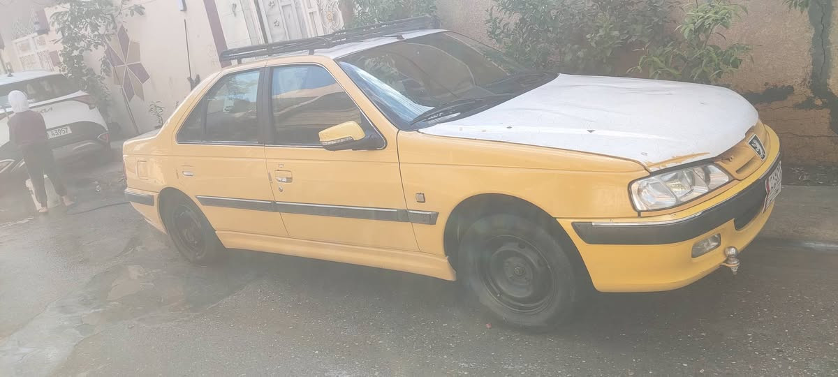 للبيع بيجو بارص باسمي موديل 2015مكفوله من الصبغ والضربة بلادي عدى المحرك بي تبخيرقليل ***********
