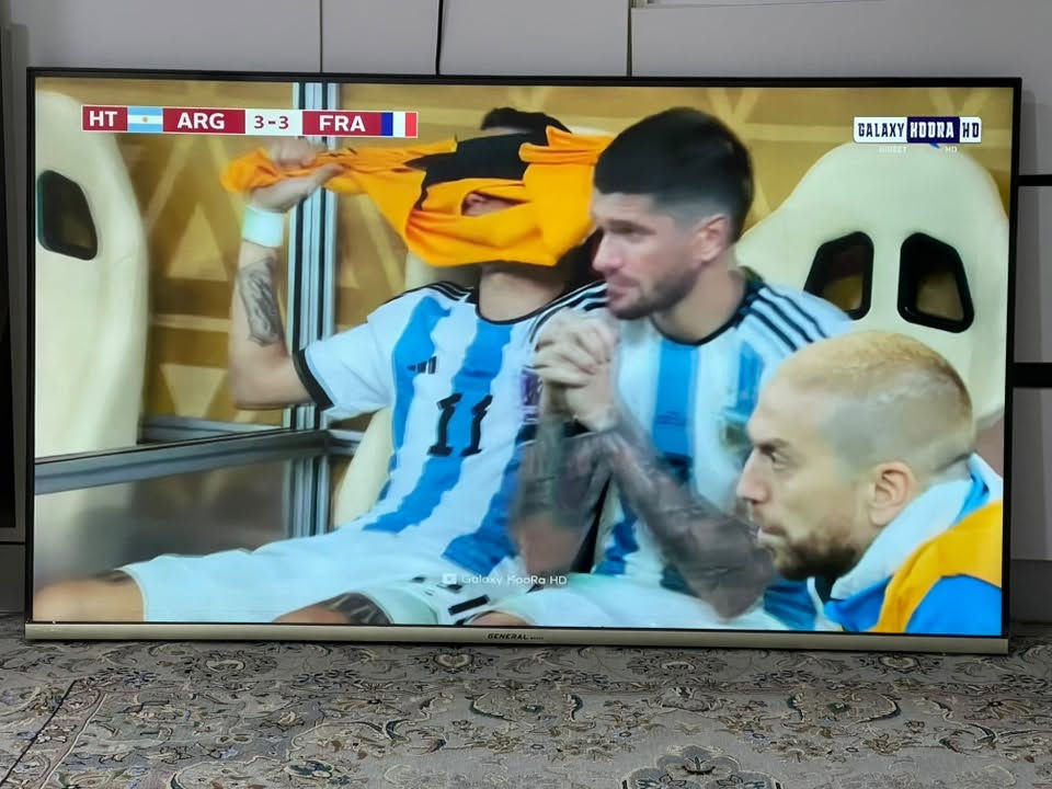 بلازمات درجه اولا حجم ٥٥فور كي فوول انترنيت السعر ٣٣٥الف للوحده
وحده حجم ٥٠سعره فوول انترنيت سعره ٢٢٠الف
طباخات درجه اولا استعمال قليل
سعر الواحد ١٦٥. الف
سبلت ٢طن جنرال كولد وضع الشركه درجه اولا استعمال قليل 
السعر ٣٢٠  الف وعندي توصيل لجميع المحافظات
وداخل سليمانيه
***********/***********واتساب الرقمين
