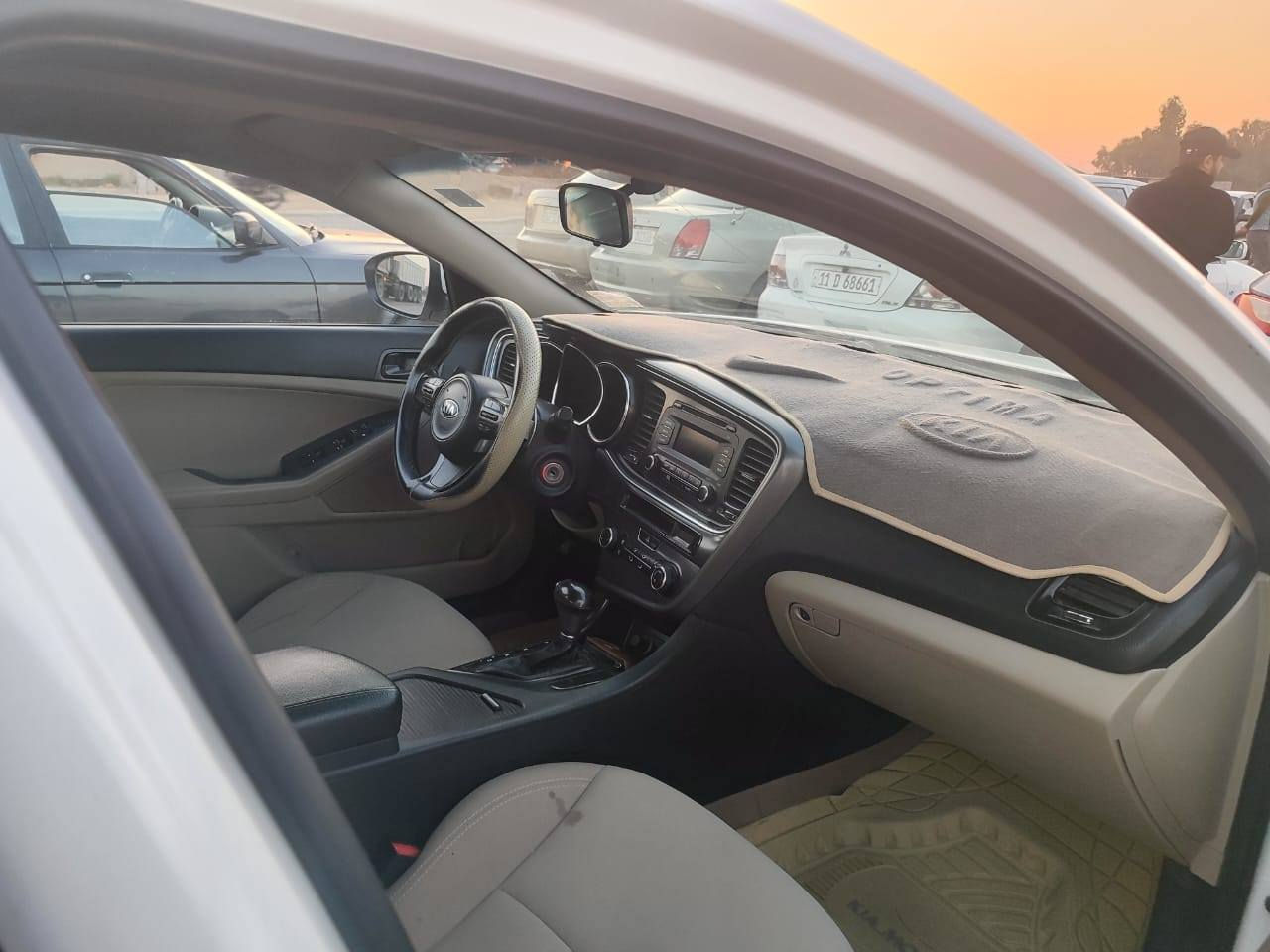 السلام عليكم ورحمة الله وبركاته
للبيع بدون مراوس
سيارة اوبتما خليجي موديل 2014 شكل ال15 
مكينة 2000 دوش 
تحكم استيرن
شفتات سرعة بالستيرن
كير اوتو+ عادي
تدفئه وتبريد خير من الله 
مري شفط
ادك جرس بال120 
رقم ديالى الدولي بإسمي
سنوية لل2030 هزة جديدة
قطعتين تبريد
اشاير بالمري
ماشية 130
تخم تايرات جديد شادهن
باتري جديد
السيارة جديدة وخير من الله 
وبالعافية ع الياخذهة
السعر 135 وبيهة مجال حك الجية
مكان السيارة ديالى بعقوبة ناحية كنعان 
للأستفسار *********** 
الرقم موجود بي واتساب اليحب يراسل أو يتفضل خاص أو يتصل والسونار مرفق مع الصور
