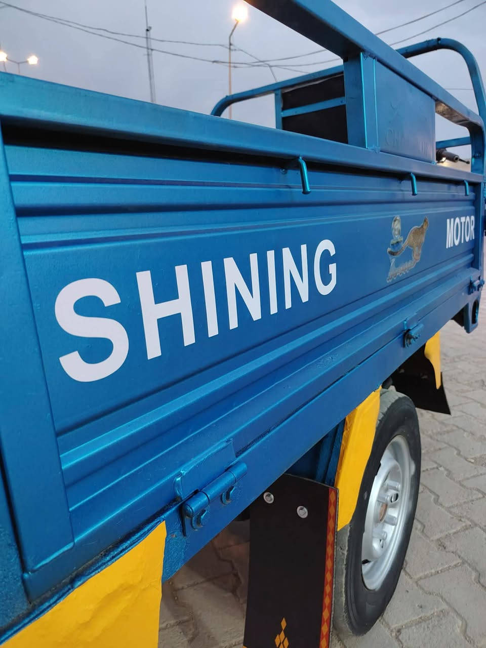 سلام عليكم ستوته للبيع فحل باب اول موديل 2015 وبيهه محرك 2025 ستوته رقم أو سنويه  ألماني مدور شوكت مايعجبك مكفوله كفاله عامه شاصي وركبه مكفولات بديهه مكفول لاكص ولالحيم ولامعجون فقط مصبوغ صبغ عام حراري أصلي للجماليه تخم كهربايت كله شغال تخم تاير جوبلس جديد ورك عالي مامدكوك دبلات امامي أبو السبرنك شغال سدر جديد ستوته نكره سلف ومال جنيان ونضافتهه نفس الصور شرط مكلف بنشر هاذا رقم راعيهه وسولف ويااا مكانهه الديوانية خاص ماجاوب ***********
