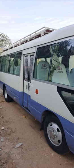 السلام عليكم كوستر للبيع موديل ١٤ مكينه كير كفاله بيه قطعتين صبغ سيارة خير من الله السعر ٢٩٠ ورقه وبيه مجال قليل للشراي ***********
