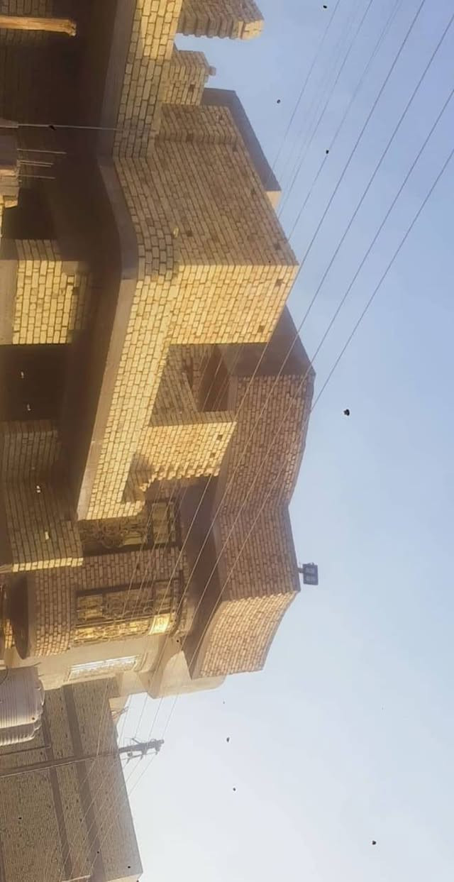 ابو حسين *********** / ***********
