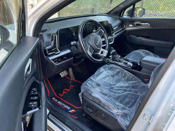 السلام عليكم للبيع سبورتج موديل ٢٠٢٣ فول مواصفات جي تي لاين معروفه ميحتاج اكتبهن ماشيه ٣٧ الف كم سيارة جديدة ع وضع الشركة اسبيرها منازل مكفولة من صبغ وتبديل بيها بارد بسيط بلباب الخلفي الايمن من جوه وما امبين ابد رقمها بغداد الجديد بأسمي وهزه جديده مكان سيارة بغداد جانب الكرخ سعرها ٢٣٥$ وبيها مجال بسيط للشراي ان شاءالله للاتصال ***********
