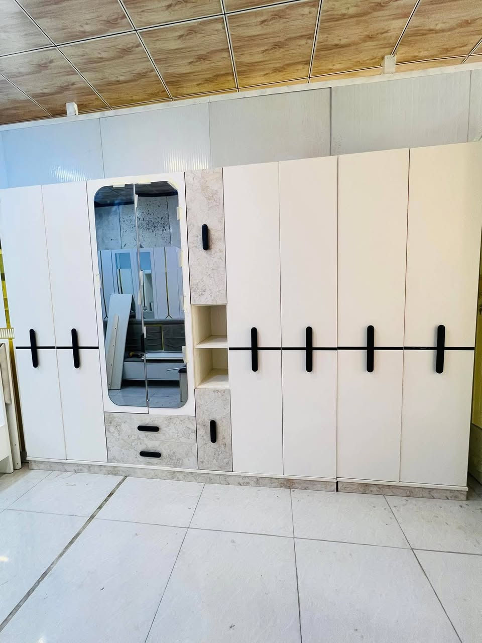 غرفة تركي نضام ابواب مودرن حديث كوالتي عالي جرباية سرير مخزن لون مميز ١٠قطع ٩٥٠بس واصل كول مناطق بغداد


**إذا كنت صاحب هذا الإعلان وتريد حذفه لأي سبب، رجاءا أرسل رسالة إلى الدعم الفني**