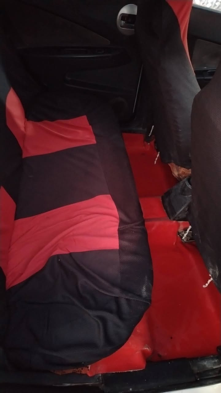 سلام عليكم سياره فاو موديل 2014مصبوغه عام محورها كير ومكينه كورلا تواصل عله رقم هاتف ***********
