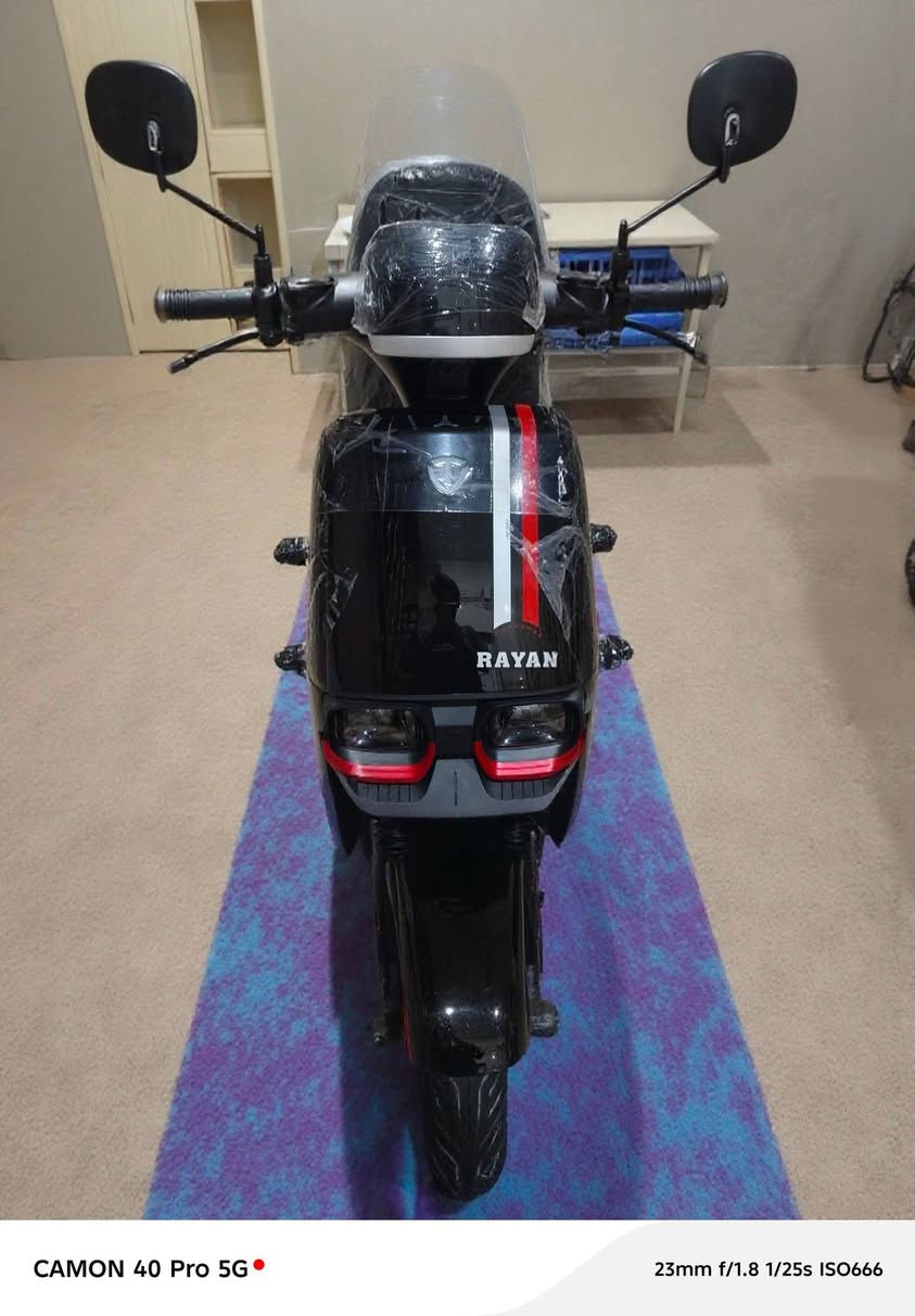 السلام عليكم
دراجة شحن🔋⚡ نوع ريان RAYAN معروفة الدراجة كاملة أي نقص ما بيهة زوج تايرات جديدات كهربائيات كل شي شغال هورن لايت عالي ناصي اشاير كل شي كامل قفل جنطة قفل ستيرن قفل تاير خلفي حساس شغال الشاشة أيضاً شغالة كل الحساسات شغالة بطاريات🔋 شغالات موديل 2025 سرعة الفعلية 55 تحتوي على بصمات عدد 2 سويچات عدد 2 استعمال شهر تقريباً السعر 850 الف دينار عنوان بغداد الزعفرانية 
رقم هاتف📞📱 *********** متوفر واتساب
