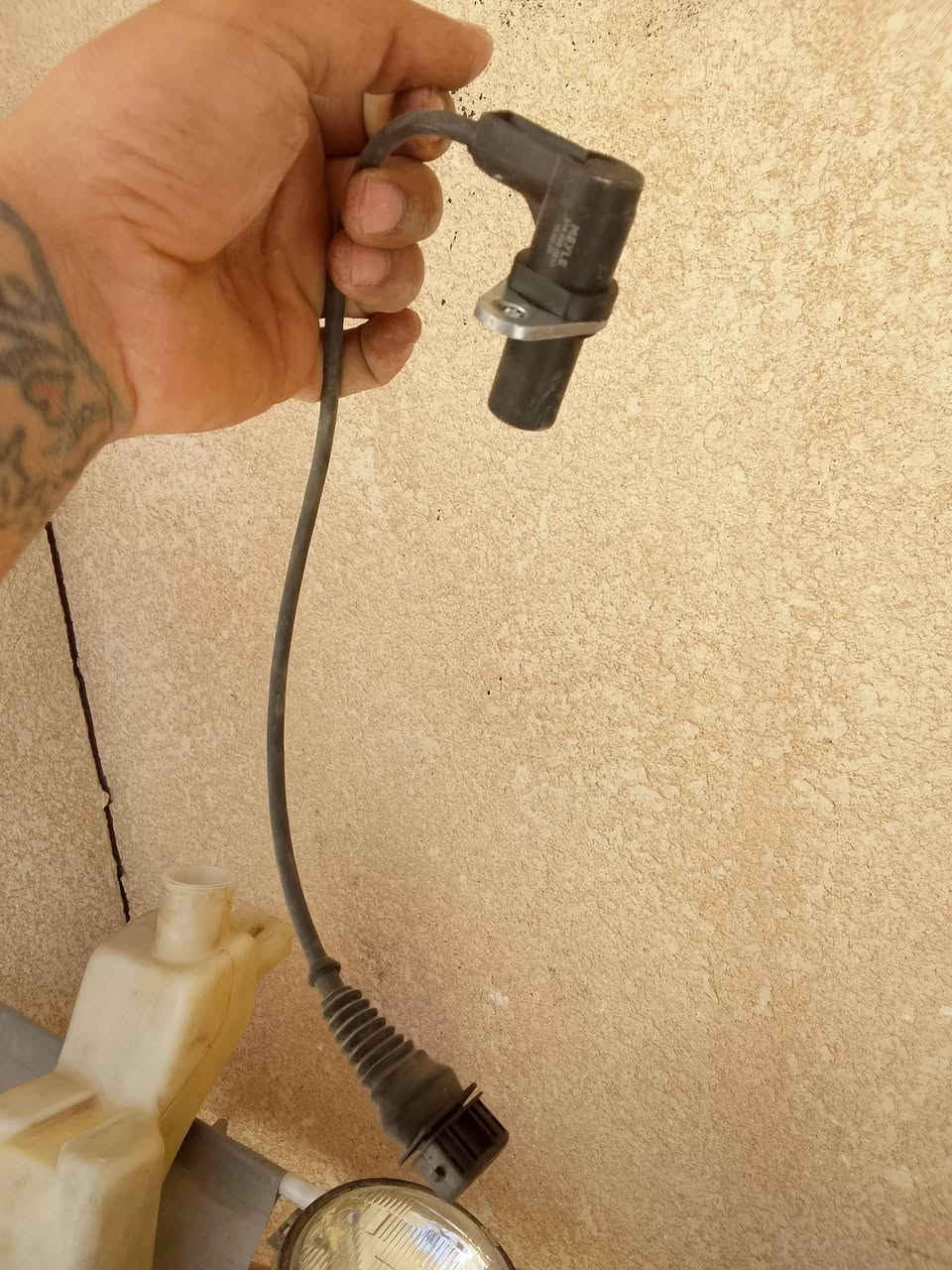 غراض بيئم ٥٠٠ وبعد اكو وياهن مكينه ٢٥ مسكر  عوزه بس كور كامله ونضيفه شنو تحتاج راسلني وبخدمتك او اتصل ع الرقم ***********
