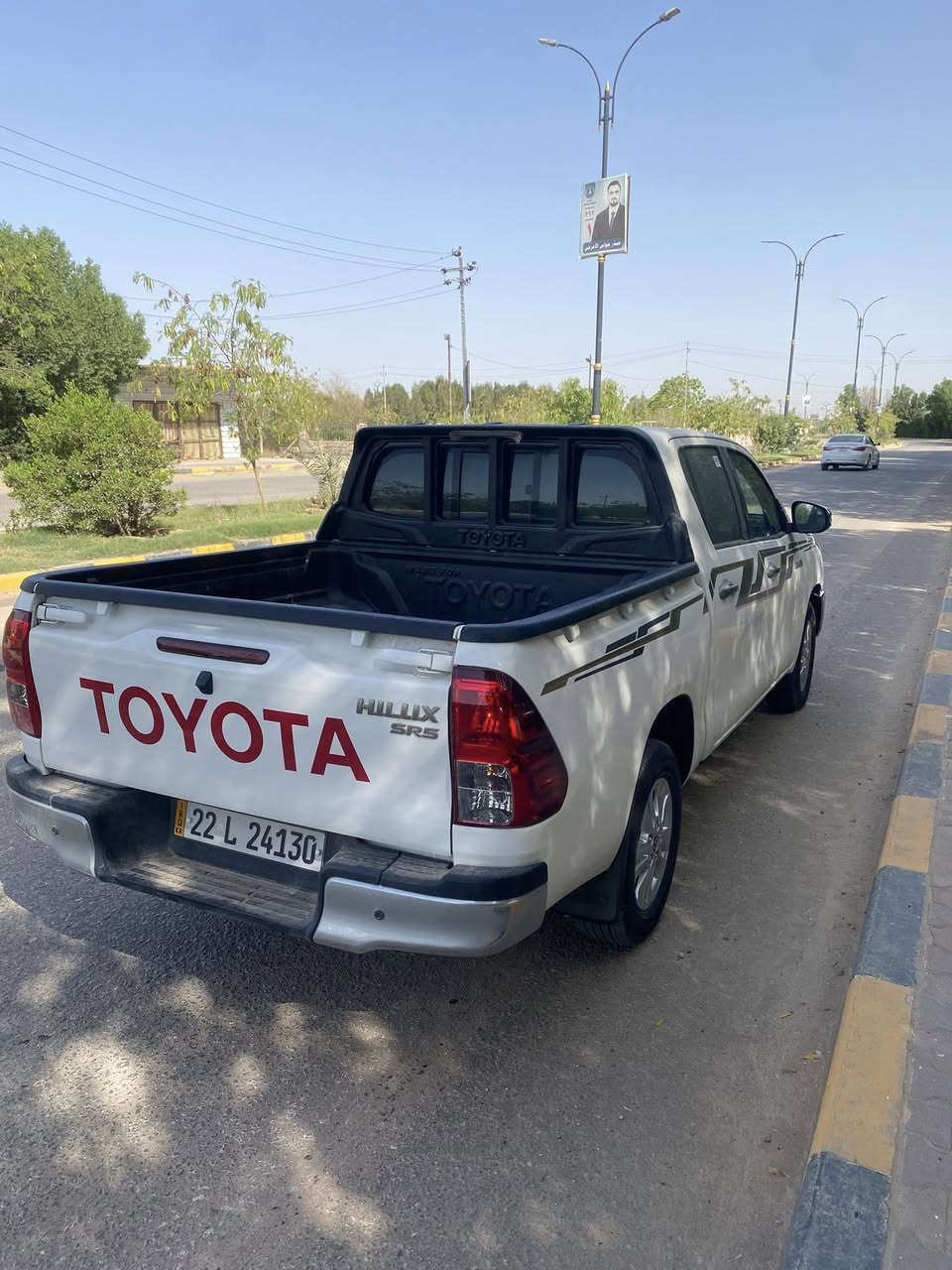 سياره هايلوكس 2025 كويتي  ساير مذهب مكفوله من كلشي الصبغ ولبارد والتكحيل والرصعه تحويل ثاني يوم رقم اربيل دولي  سياره جديده معنا الكلمه بعدها بتراب شركه ماشيه 3000 ألف  بيع ومراوس (***********)
