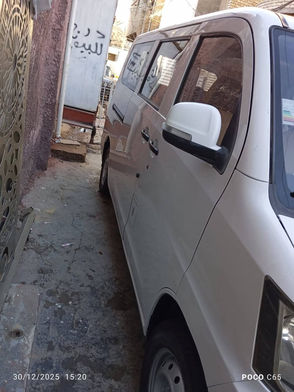 السلام عليكم سيارة فاو موديل2015سيارة جديدة تخم تاير سيارة لاصبغ ولاضربة ولاخياس  مدوشمة عام كاعيه وكشنات  كير ومكينة جدد  السعر 48وبيها مجال اتصل عل رقم ***********
