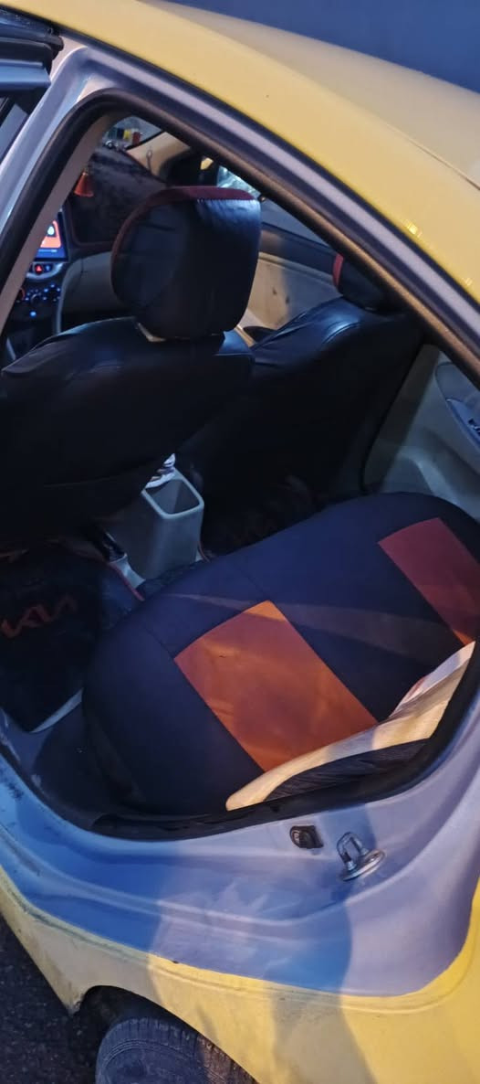 السلام عليكم  للبيع اكسن موديل ١٢ كير عادي مكينه ١٦ دوش شرط ضرر جوه البكليت اليمين خفيف وباب مبدل تجاري 
سياره جهزه ما يعوزه شي المكان الموصل الايمن 
السعر 77وبيها مجال قليل ***********
*********** شرط التحويل رقم جديد
