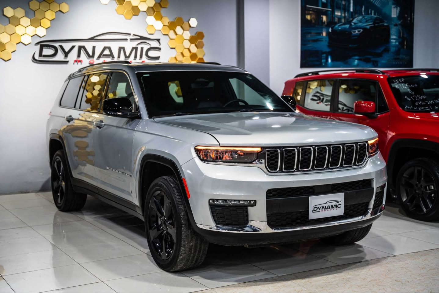 2023 JEEP GRAND CHEROKEE, L LİMİTED

‎موديل: 2023
‎وارد: امريكي
‎‏‎عدد الأميال : 43,000 ميل
‎‏‎سلندر :  V6
‎‏مواصفات//ليميتيد 
‎لون :سلفر
‎لون داخل : اسود
ضرر: حادث بدون صربة فقط سليقة ٣ قطعة صبغ 
‎سيارة رقم موقط ٣ شهر مجال 
‎مكان اربيل شارع حديد و خشب شركة دايناميك موتورز
‎من ساعة 10 صباح حتي 10 ليل مفتوح
‎‏‎من المعلومات الرجاء التصل علي وتس اب
                                                                                              ***********

** *** *** *** *** *** *** ***

2023 JEEP GRAND CHEROKEE, L LİMİTED

‎موديل: 2023
‎‏‎ماوەی ڕۆیشتن :43,000 ميل
‎هاوردةي :امريكي
‎‏‎پستۆن : V6
مواسفات: ليمتيد
‎رةنگ : سلفر
‎رةنگي ناوةوةي : رةش
‎ سبوغ: بي دعم بس موادي دزراوة ٣ پارجة صبغ
‎سيارةكة ژمارة كاتي ٣ مانگ هةية بو رقم 
‎ناونيشان هةولير نزيك جادةي حديد و خشب  كومپانياي دايناميك موتورز
‎لة 10 بةياني تا 10 شةو كراوةية
‎بو زانياري زياتر پةيوةندي بكةن بة وتس اب
***********
============================= أربيل, العراق
