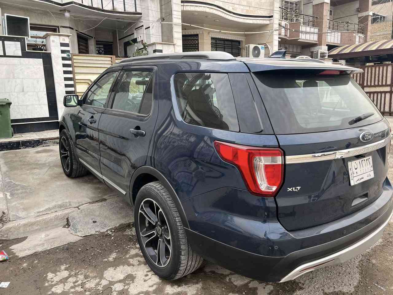 السلام عليكم فورد اكسبلور 2017 وارد امريكي حادثها دعامية امامية فقط السيارة مكفولة من الصبغ عدة الدعامية مواصفات xlt كشنات جلد تدفئة وكهربائية 7راكب منفصل 3قطع تبريد ستيرن تدفئة شاشة كبيرة كاربلي كاميرا دوارة حساسات امامي خلفي اشاير بالمري بصمة تشغيل عن بعد بصمة ابواب جنطة ويل حجم 20 كهرباء وجلاق V6 3.5 محرك وكير وصدر وتبريد كلة كفالة شرط الفحص السيارة مابيها اي نقص ماشية 108 الف ميل رقم بغداد باسمي مشروع وطني السعر 195وبيها مجال المكان بغداد ***********
