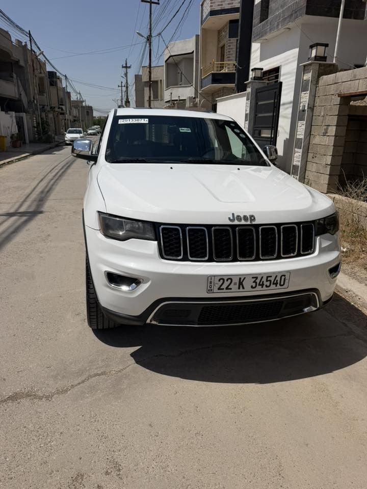 مواصفات السيارة
Jeep Limted 2014

جيب كراند شيروكي موديل 2014

الفئة Limted

المواصفات :

اللون ابيض

بصمة +تشغيل عن بعد

فتحة بالسقف 

خزن كشن السائق

مري قلاب وهيتر

تدفئة ستيرن

حساسات خلفية

شاشة كبيرة

كشنات تدفئة

تحكمات ستيرن ٤ جهات كروز سرعة 

شفتات سرعة 

4X4 فور ويل

رقم اربيل

والمواصفات مال لمتد معروفة

السيارة وارد امريكي بيها جاملغ أمامي صبغ +بوند بدون قطرة داخل

مكان السيارة موصل السعر 230 

رقم الهاتف ***********
