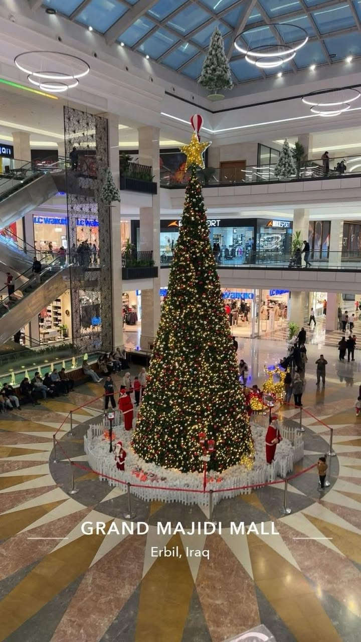 ♥️🫶🏻تفاصيل البرامج: 

سليمانيه 3 ايام

(الانطلاق يوم والرجوع  مساء)
            🎅🏻⚡️السعر ( 60)  الف🎅🏻⚡️ 

اليوم الاول:التجمع أمام مقر الشركة يوم  المصادف(١٢/٢٩)ساعه 7 صباحا والتوجه إلى المنشأت والانطلاق مرورا من أربيل والوصول الى المطعم في بحيره سد دوكان وتناول الغداء ومن ثم النزول الى كازينوات الزاب السفلي من بحيره سد دوكان والركوب بالزوارق والتمتع بالأجواء ومن ثم الذهاب الى الفندق للراحه وفي المساء التوجه الى بارك أزادي وبعدها مجدي مول. 
اليوم الثاني:الانطلاق صباحا بعد الإفطار الصباحي الى مصيف أحمد اوه الثلجي وبعدها الى المطعم في منطقة سيد صادق ومن ثم التوجه الى الفندق وبعدها التوجه إلى جافي لاند أكبر مدينه ألعاب في الشرق الأوسط والصعود بال تلفرك الى قمه جبل أزمر الثلجي .
اليوم الثالث: الانطلاق صباحا بعد الإفطار بالكوسترات الى جبالي باسنايه الثلجيه ومن ثم تناول الغداء في منطقه سيتك ومن ثم التوجه الى هواري شار المسرح الروماني ومن ثم الذهاب الى الفندق وفي المساء الذهاب الى فاملي مول ومن ثم الاحتفال في شارع السالم ليله رأس السنه. 
اليوم الرابع:الانطلاق صباحا بعد الإفطار الصباحي الى مصيف وشلال جمي ريزان السياحي وبعدها التوجه إلى محافظة أربيل والذهاب الى مطعم هاي لاند وتناول الغداء ومن ثم التوجه الى مجدي مول أربيل وبعدها التوجه إلى مجدي لاند مدينه ألعاب أربيل ومن ثم العوده الى الموصل الحبيبه. 

♥️❄️❄️❄️❄️❄️❄️❄️❄️❄️❄️❄️❄️❄️♥️
أربيل2  يوم( 40 الف) 
اربيل - شقلاوة - جبال حسن بك -جبل كورك مع الحفله
بيخال - كلي علي بيك -الشنكلبانه _مصيف خليفان
مجدي مول - مجدي لاند مدينه ألعاب- راوندوز
مجدي مول  - سوق القلعه- بارك شانيدر -قاعه التزلج
حفله خاصه للكروبات. 
    ♥️❄️❄️❄️❄️❄️❄️❄️❄️❄️❄️❄️
❄️❄️❄️❄️❄️❄️❄️❄️❄️❄️❄️❄️❄️❄️❄️❄️ ♥️
ملاحظه: كافه الرحلات السعر يشمل الاقامه والنقل والفندق والفطور الصباحي والجولات السياحيه فنادق ممتازه اما الدخوليات الأماكن السياحيه ع نفقه المسافر. 

🪧 الفرع الاول 
‏‎‏‎‏‎‏‎‏‎‏‎‏‎الموصل /الميثاق _نهاية سوق الميثاق قرب مولدة
*********** 
يوجد واتساب
‏
