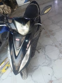 دراجه كامكو للبيع  دراجه نضيفه ما ناقصها شي  كهربائيات شغاله قفل جنطه ...