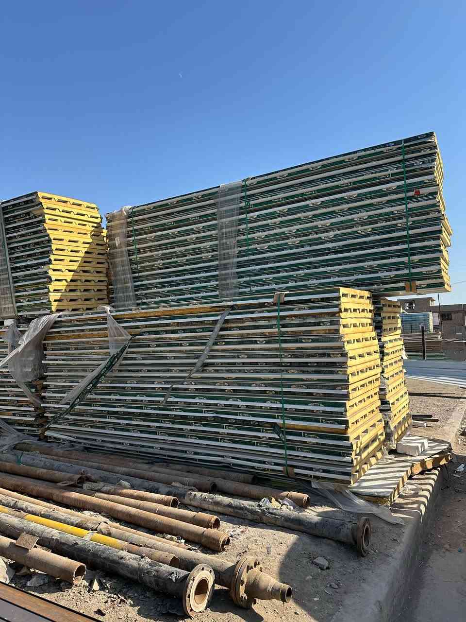 سلام عليكم 🫡
متوفر سندويج جديد تركي ابو نحله سقفي وجداري طول 3متر و4 متر و5 متر 
‼️اسعار مناسبه ‼️
هاتف
***********

📍بغداد _ مدينة الصدر
‼️موجود توصيل 🚚
