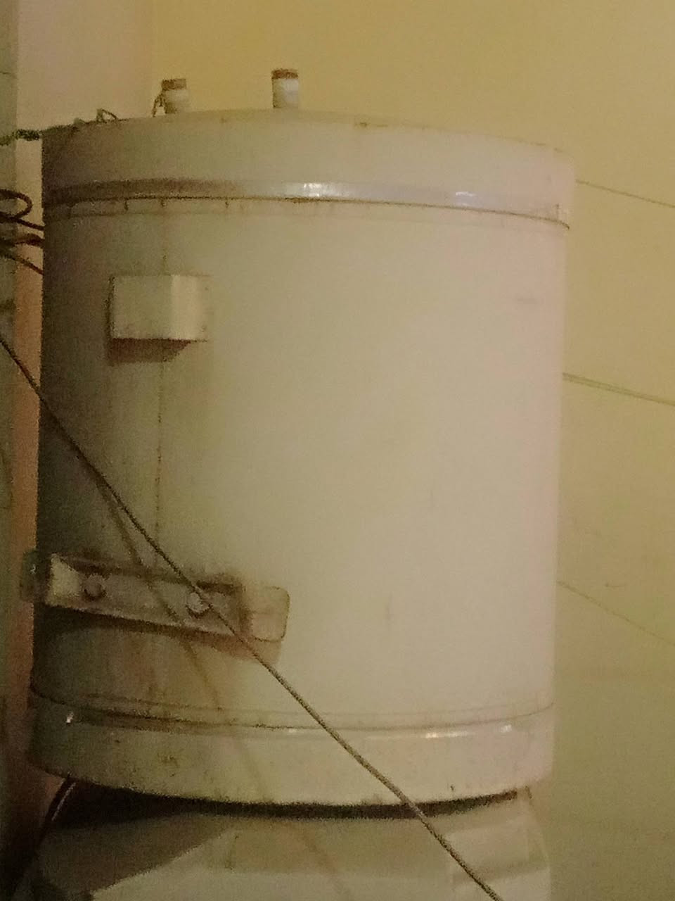 كاسات 2الوحده ب50
حمايه ب100
قلايه حوضين 100
كيزر 25


**إذا كنت صاحب هذا الإعلان وتريد حذفه لأي سبب، رجاءا أرسل رسالة إلى الدعم الفني**