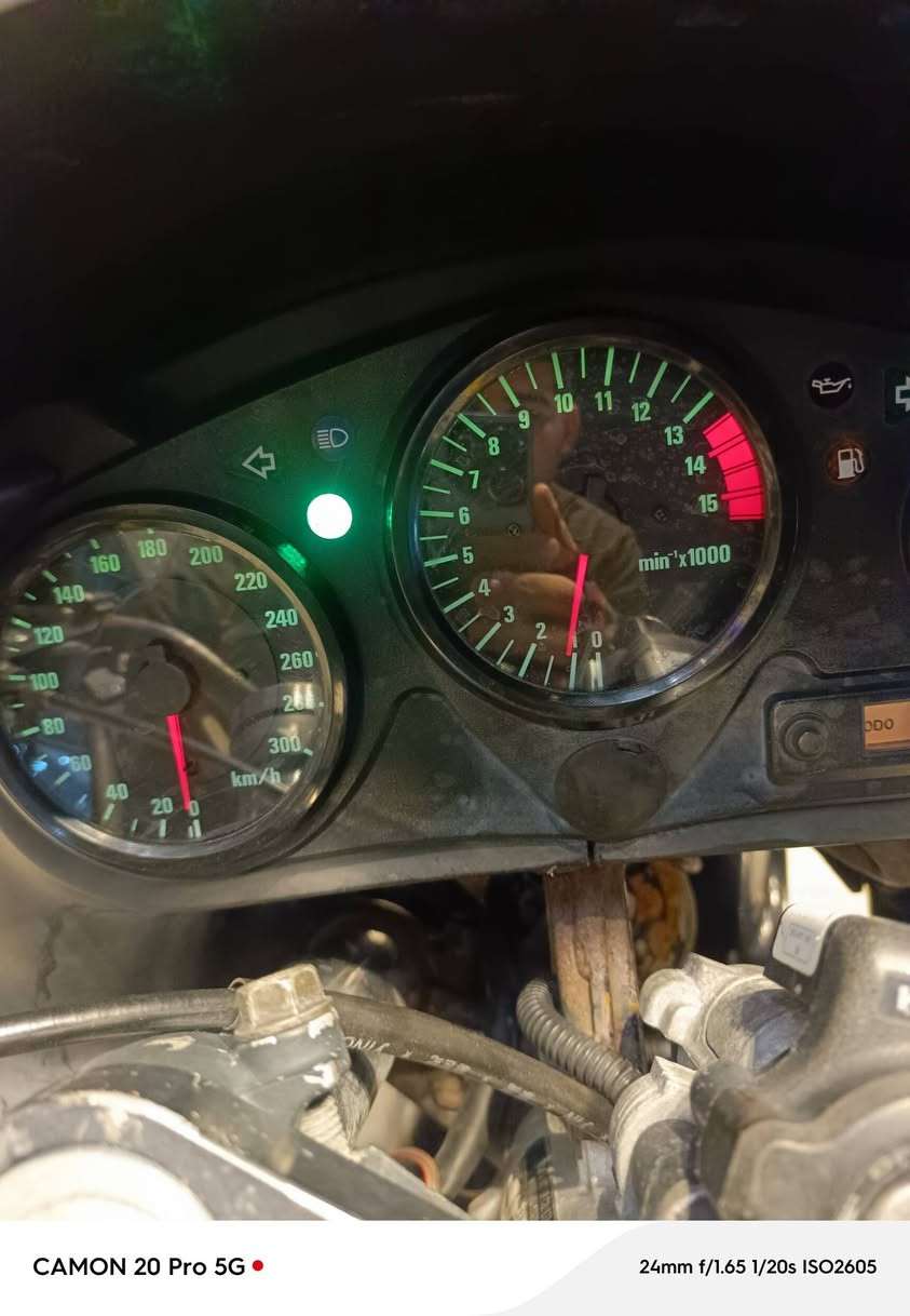 السلام عليكم من رخصت الأدمن للبيع CBR600F4 گمرگ مدفوع لوك لوك ترايك من بغداد لسليمانية لسعر 20 بل عراقي 3 ملايين والله العظيم دراجة كلش قوية و حلوة و شايف كللخير لياخذهة عنواني بغداد المنصور رقمي ***********
