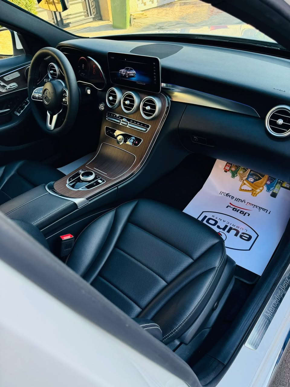 C300
2021
كفالة عدة الدعاميات 
مواصفات معروفة 
بيع او مراوس 330i بدون حادث وبدون صبغ 
العنوان بغداد الكاظمية
***********
