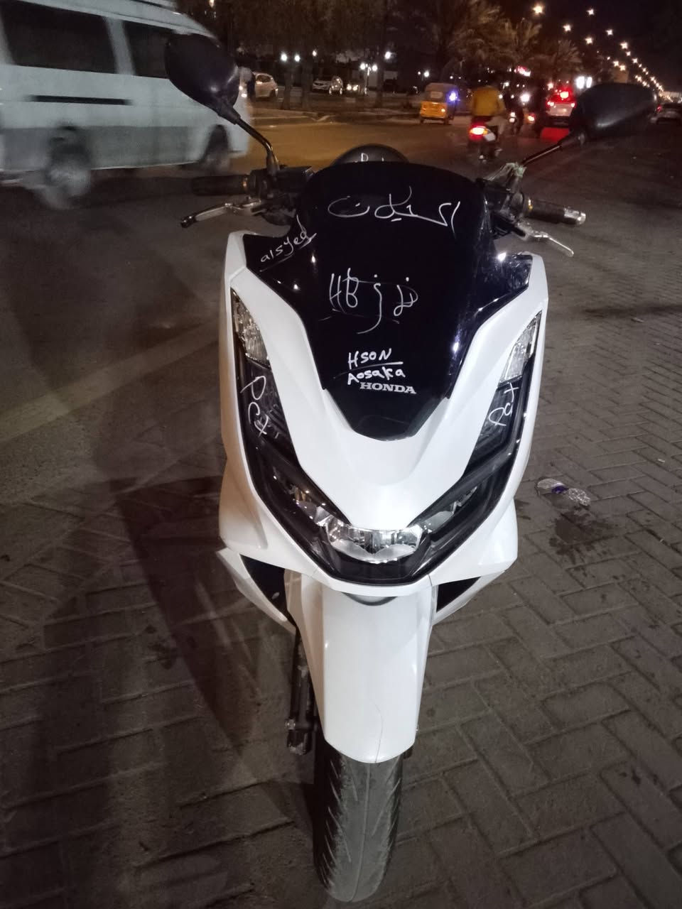 بيسي إكس جيل رابع مكينة 150كوري ماشية 15الف بلادي الدراجة كفالة عامة ماعدة شخوط بصيطة بالكفر واضحات شلعة ومعدل طيارة السعر 16مكاني بغداد مدينت الصدر مضفر ***********اتصل وتدلل بس بيع بدون مراوس ولحد يطي سعر بكيفة
