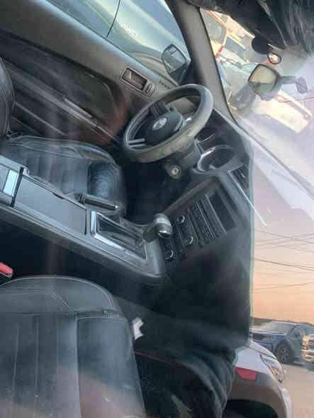 السلام عليكم موستنك 2012 كشف سيارة حلووة ونضيفة كير ومكينة مكفوول لاخير بيهه مكانات صبغ للستفسار مراسلة الصفحة او الا تصال 
***********
