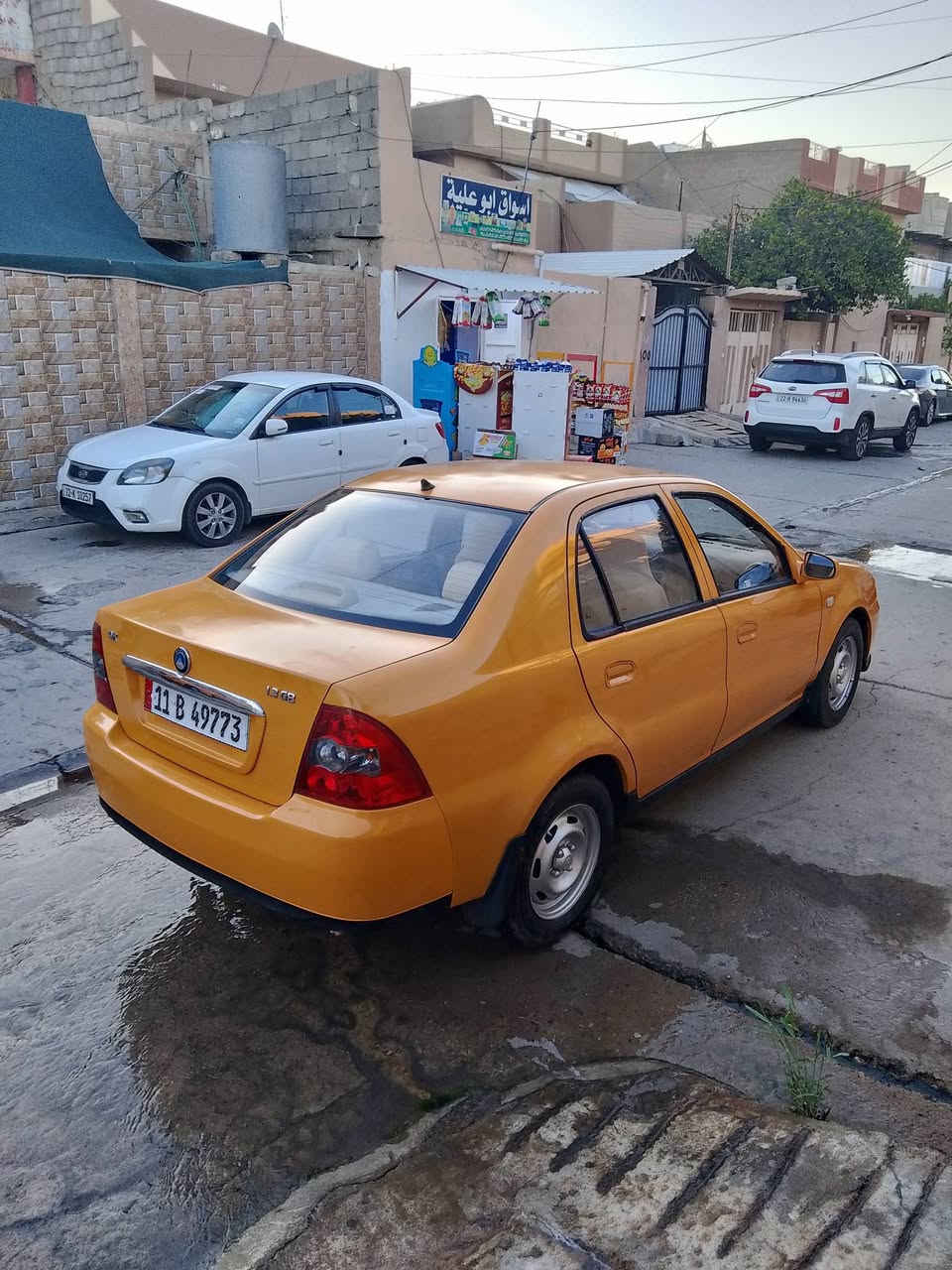 سيكي رقم بغداد دولي انكليزي شرط التحويل شرط المحرك وكير وكهربائيات وتبريد كلها شغاله بدون ضرر صبغ داير واحد فقط والباقي صبغ شركة موديل 2012 سنويه جديدة هزة جديدة مصفرة الهيئه والغرامات سيارة جاهزة مال رزق السعر 43 وبيها مجال للاستفسار *********** أو ***********
