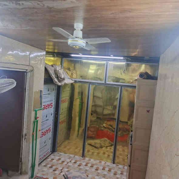 يا الله يا رزاق عندي بيت المساحه 105 متر نجف كوفه نقطه داله اسواق فتك منطقه كلش حلوه البيع مستعجل بناء جديد السعر 35 وبي مجال مراوس سيراوس***********☎️
