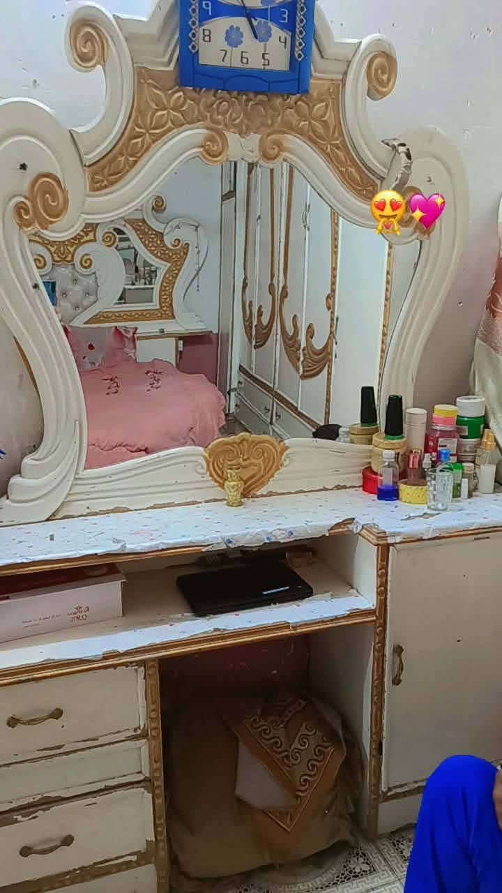 غرفه تسكام عراقي طابقين هيه ودوشكها ب300 وبيها مجال وجلسه ب40 عنواني كربلاء حي الغدير


**إذا كنت صاحب هذا الإعلان وتريد حذفه لأي سبب، رجاءا أرسل رسالة إلى الدعم الفني**