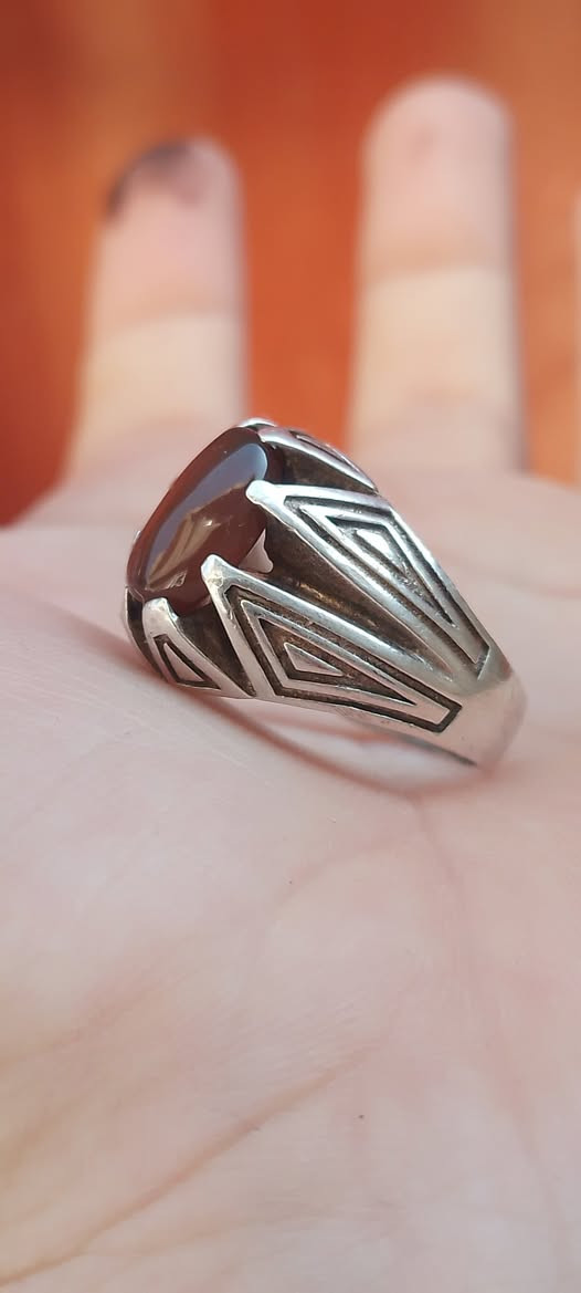 السلام عليــكم
لبيع ب( 25 الف) بدون عمله رجاءً قياس يلبس  ( 21 )
محبس عقيق يماني طبيعي صياغه جميله تحفه فضه
بدون إحراج توصيل ماكو  ( بدون حجز رجاء اخوي )
مكاني  بغداد مدينه الصدر


**إذا كنت صاحب هذا الإعلان وتريد حذفه لأي سبب، رجاءا أرسل رسالة إلى الدعم الفني**