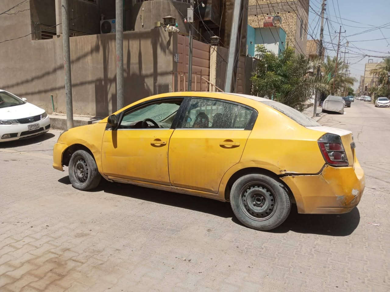 السلام عليكم سياره نيسان سنترا للبيع مستعجل عله بيعتهه موديل ٢٠٠٧ سنويه لل٢٧ راعيهه ما عندي تواصل ويا عندي مستمسكاته  سياره حاليا عوزهه باتري وجوين مال راديتر وتمشي مستعجل عله بيعتهه ليريدهه هسه يجي ياخذهه قرب كراج بغداد سعر مناسب للاتصال  ***********
