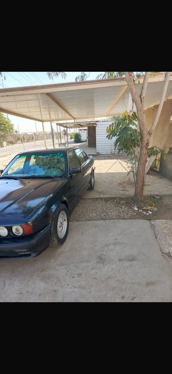 بسم الله الرحمان الرحيم BMW موديل 1991 535 كير مكينة جدد تخم ويل خلية او تايرات جدد حدادية جديدة داخل اوف ويت سيارة جاهزة من كل النواحي مال جناي رقم بغداد دولي اب اسمي مكان السيارة بل جفل سعرها من الاخير 63 او شايف كل الخير الي ياخذها 
***********
