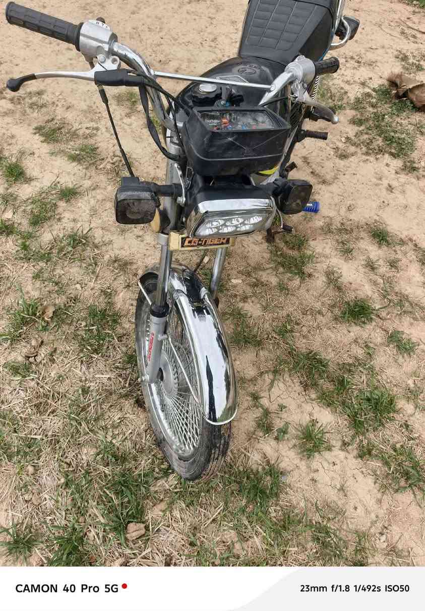 سلام عليكم اللبيع ماطور 23محرك مفتوح ماطور مفول نشاط معدل فول ماعيزه هي شي سعر 450وبي مجال الستفسار ‏‪***********‬‏ مكلف بل نشر
