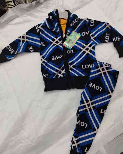 تراك ولادي مبطن درجه اولى 😍😍

يلبس من عمر اشهر لحد عمر سنتين 🌸🌸

سعر الدرزن 24 الف دينار عراقي 🔥 🔥 🔥 
يوجد توصيل لكافة مناطق ومحافظات العراق 
للاستفسار المراسلة والاتصال على الرقم 
📞***********

📍النجف الاشرف  خان مخضر مجمع خلف علاء دوش
قناة الواتساب 
https://chat.whatsapp.com/BgPYidUSSWz8cXZlSauPVV?mode=ems_copy_t 

قناة التلي كرام
https://t.me/Alialdur98
