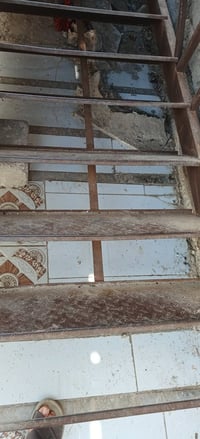 درج ثقيل • طول ٥م • عرض ١م