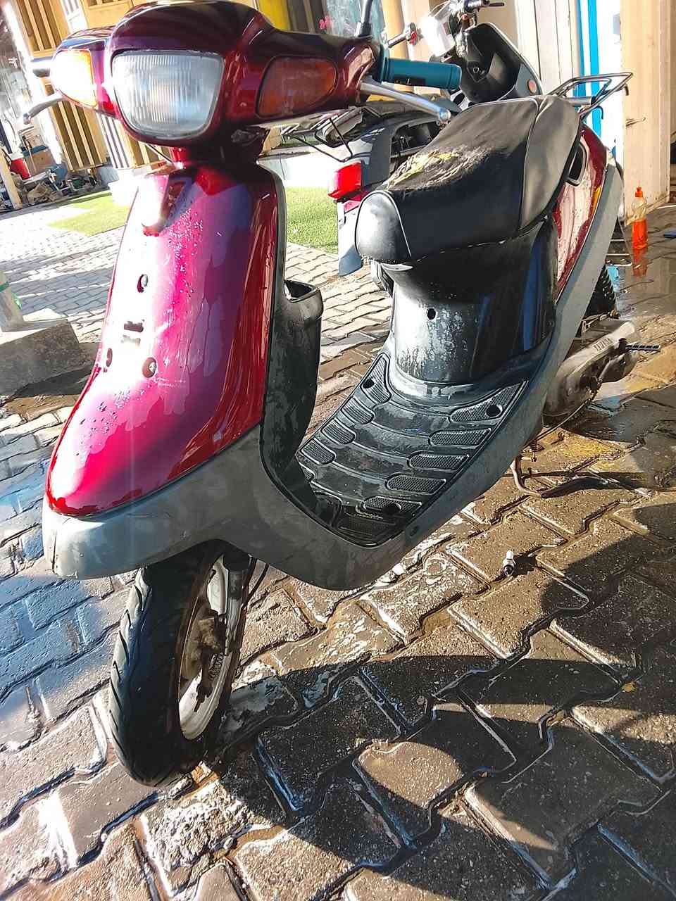 السلام عليكم الدراجه للبيع رايدهه ب 250بيه مجال بسيط دراجه مكينه تخبل تعبر ال 60بلمشي ***********
