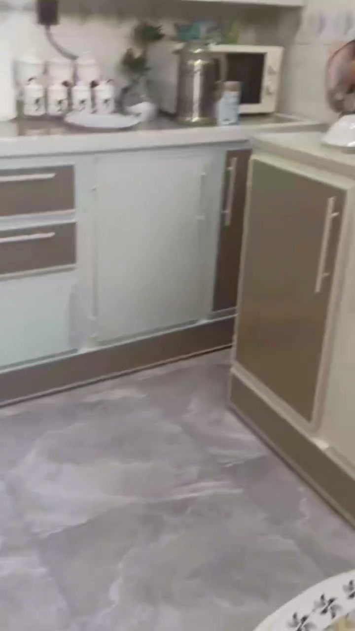 بيت الايجار  طابقين 🏠 مساحته 100متر  بناء حديث 

يحتوي على غرفتين نوم وكنيدور واستقبال ومطبخ وصحيات  

الموقع  🌏خلف مدينه حمورابي السياحيه  خلف اسواق الكفيل 

الاستفسار الإتصال بالرقم  ‎‎***********متوفر واتساب
