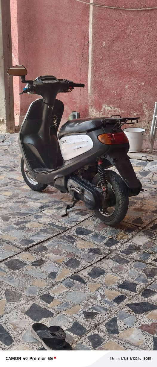 سلام عليكم دراجه قرده 60نضيفه مكينه ناعمه كهربائيات كلها شغاله سلف هندر اشاير لايت هورن قفل اكسل قفل استيرن قفل صندوك كلها ابلاديه السعر 250 وبيها مجاللل
مكاني بغداد الشعب خلف مستشفى الزهراء
***********
