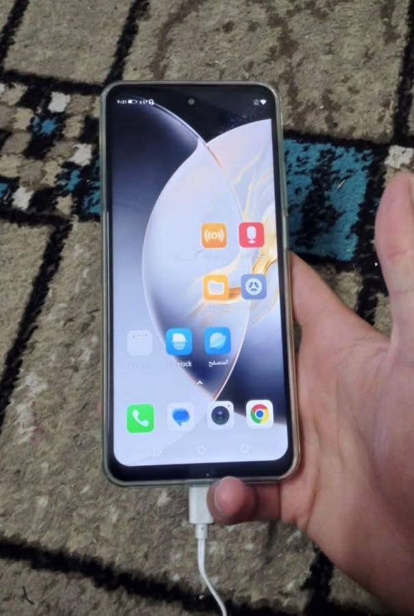 تكنو كامون30 العادي ذاكرة 256 رام 16  120هرتز السعر 95 ماصار هواي من جبته غراضة كامله متوازي على بيعتة مكاني النجف  ***********
