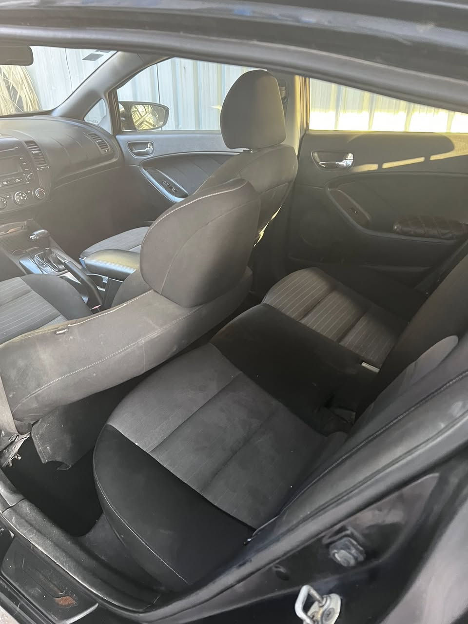 كيا فورتي 2016 مكينه 2000 gdi مواصفات تحكم سيترين وشفتات  ومري شفط     سياره داخله كلين للعراق. هنا نصبغت حزام فقط  اثر جراد وشخوط بدون صندوك ووتكم وقماره  سونار موجود مالتها مكاني بغداد مقابيل مرور الطوبجي للاستفسار اكثر على الرقم *********** 
***********
ب97 وبيها مجال
